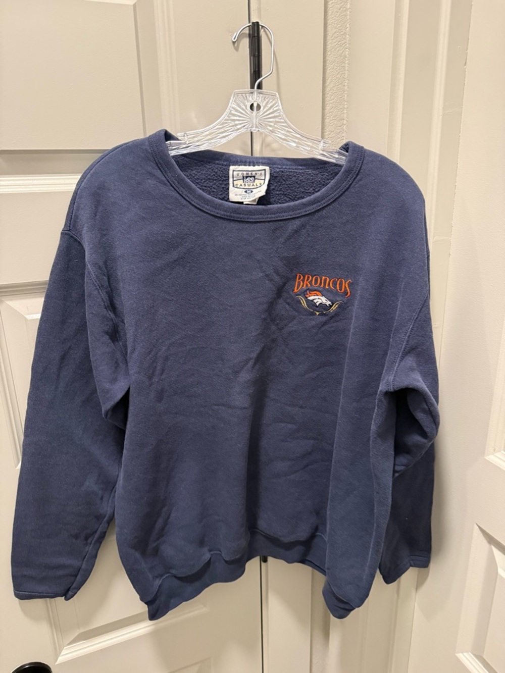 Denver Broncos Women’s Crewneck Sweatshirt